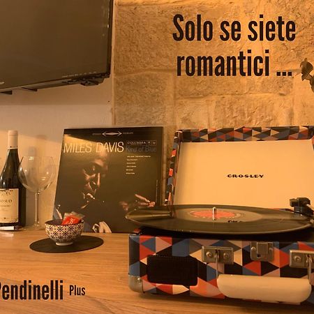 Locus Pendinelli Trani Bed & Breakfast ภายนอก รูปภาพ
