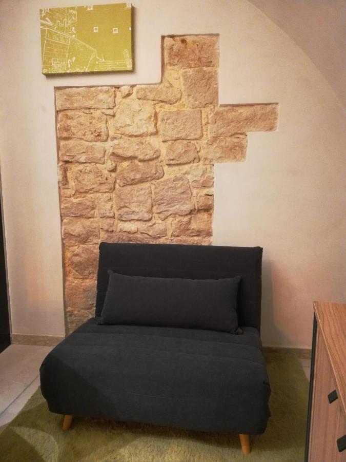 Locus Pendinelli Trani Bed & Breakfast ภายนอก รูปภาพ